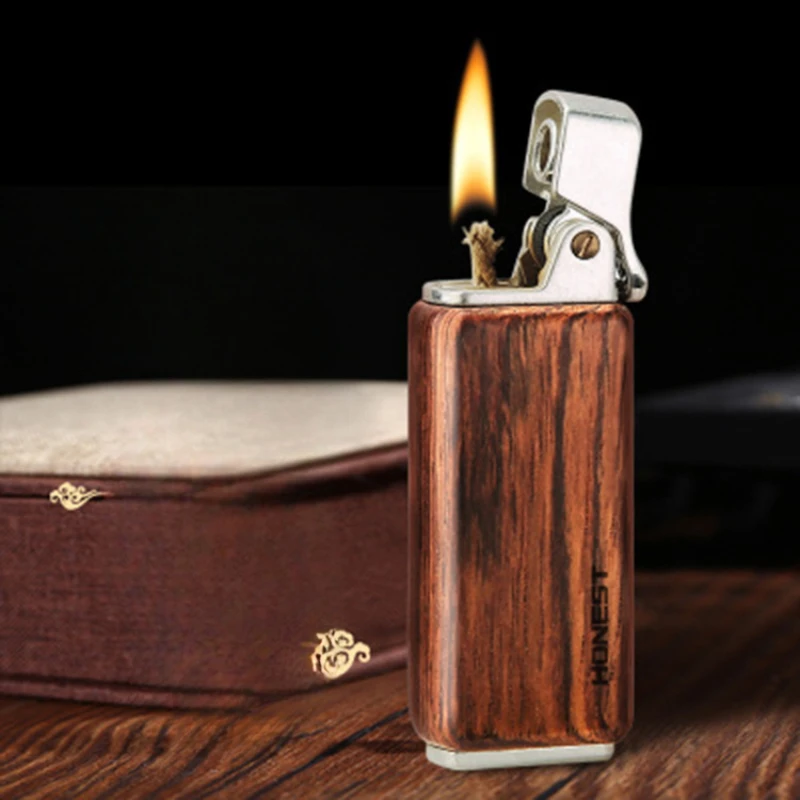 2024 Honest Wood Kerosene Lighter Creative Grinding Wheel Ignition Sandalwood Vintage Vintage Pipe Lighter Smoking  Accesoires