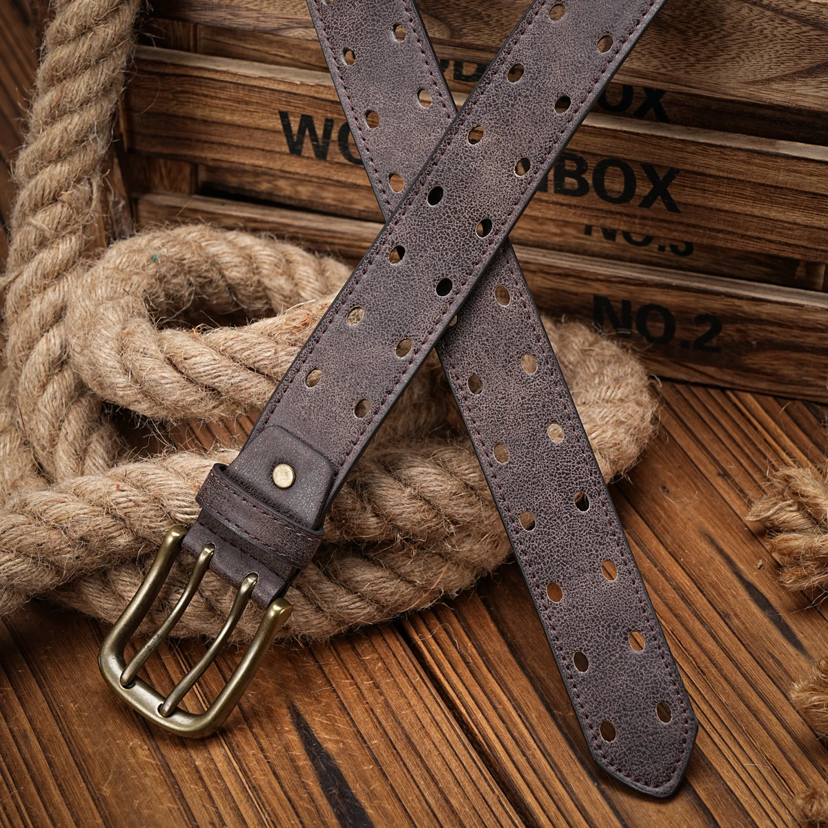 Ein lässiger Retro-Gürtel im Western-Stil für Herren und Damen! PU-Ledergürtel mit Metallschnalle, geeignet für den täglichen Arbeitsgebrauch – Detail 4