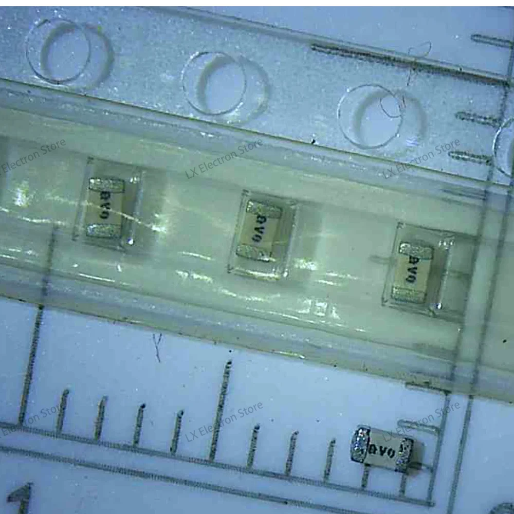 

New CAP ATC600S5R6BW 250XT ATC600S5R6CW 250XT ATC 600S Series Ultra-LowESR High Q NPO RF &Microwave Capacito 5.6pF 250V