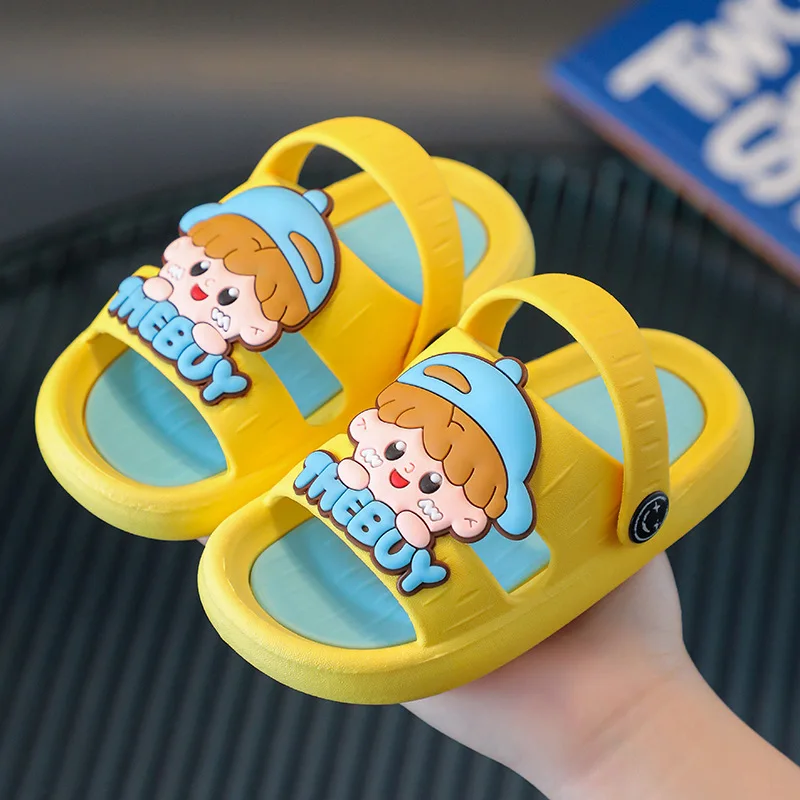 Zapatillas de PVC para niños y niñas, zapatos bonitos antideslizantes para el hogar, sandalias de dibujos animados Wakwai, chanclas, novedad de 2023