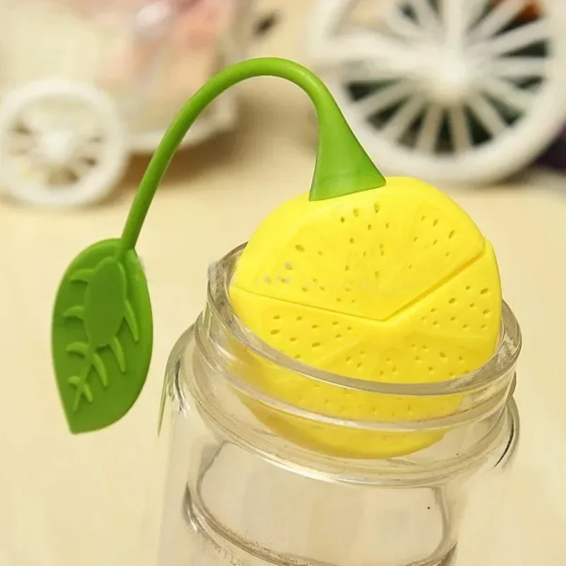 2pcs Tea Strainer Silicone Strawberry Lemon Design Loose Tea Leaf Strainer Bag Herbal Spice Infuser Filter Tools