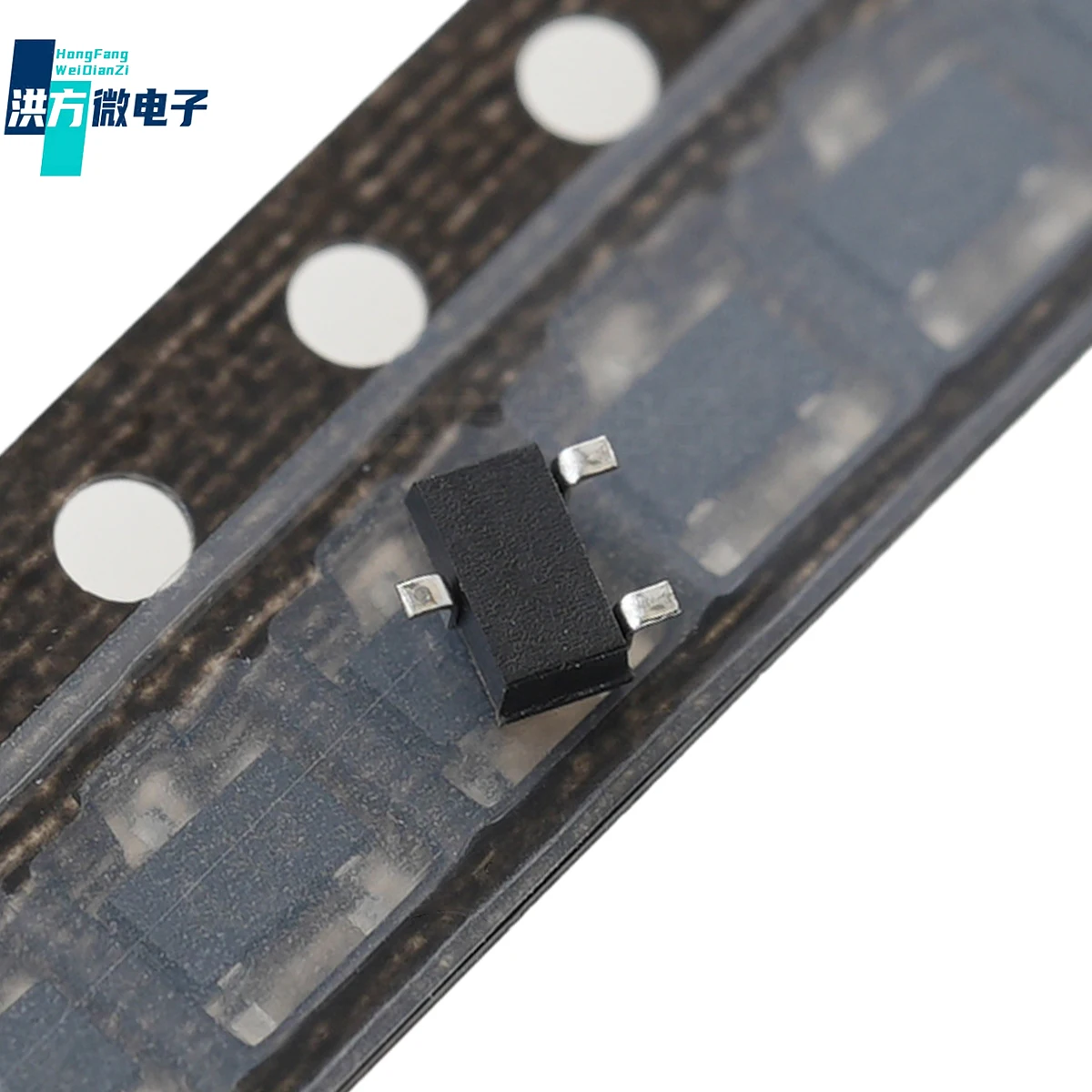 100-200 szt., tranzystor cyfrowy 200mW, 50V, 100mA, 1 NPN wstępnie nastawiony na-236-3 (SOT-23-3): DTC143XKAT146, oznaczenie: 43