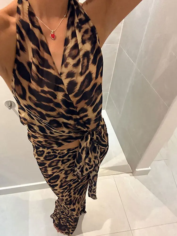 Saias finas e sem mangas compridas para mulheres, estampa de leopardo, pescoço pendurado, roupas femininas para o trajeto, primavera, verão, moda, 2 peças, 2024