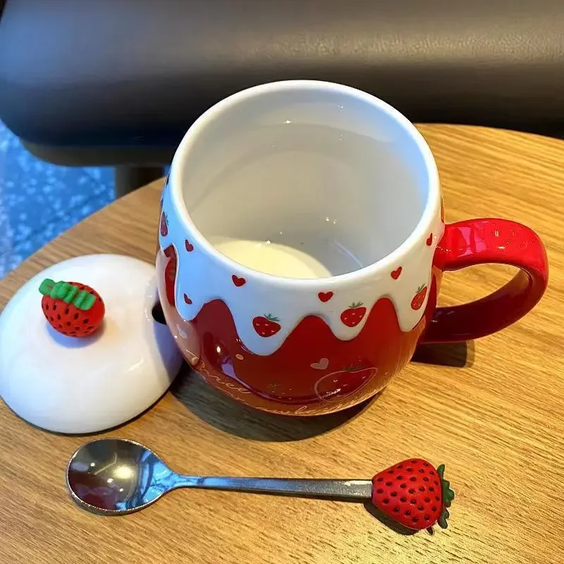 Mug Lovely Strawberry Ceramics Glass Large Capacity Milk Breakfast Cup Dining High Quality Creative Sweet New Product