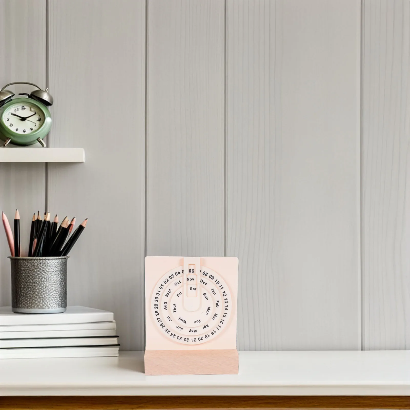 

Roulette Perpetual Calendar Diy Standing Desk Table Creative Wooden Flip Desktop Ornament with Holder Plastic Circular