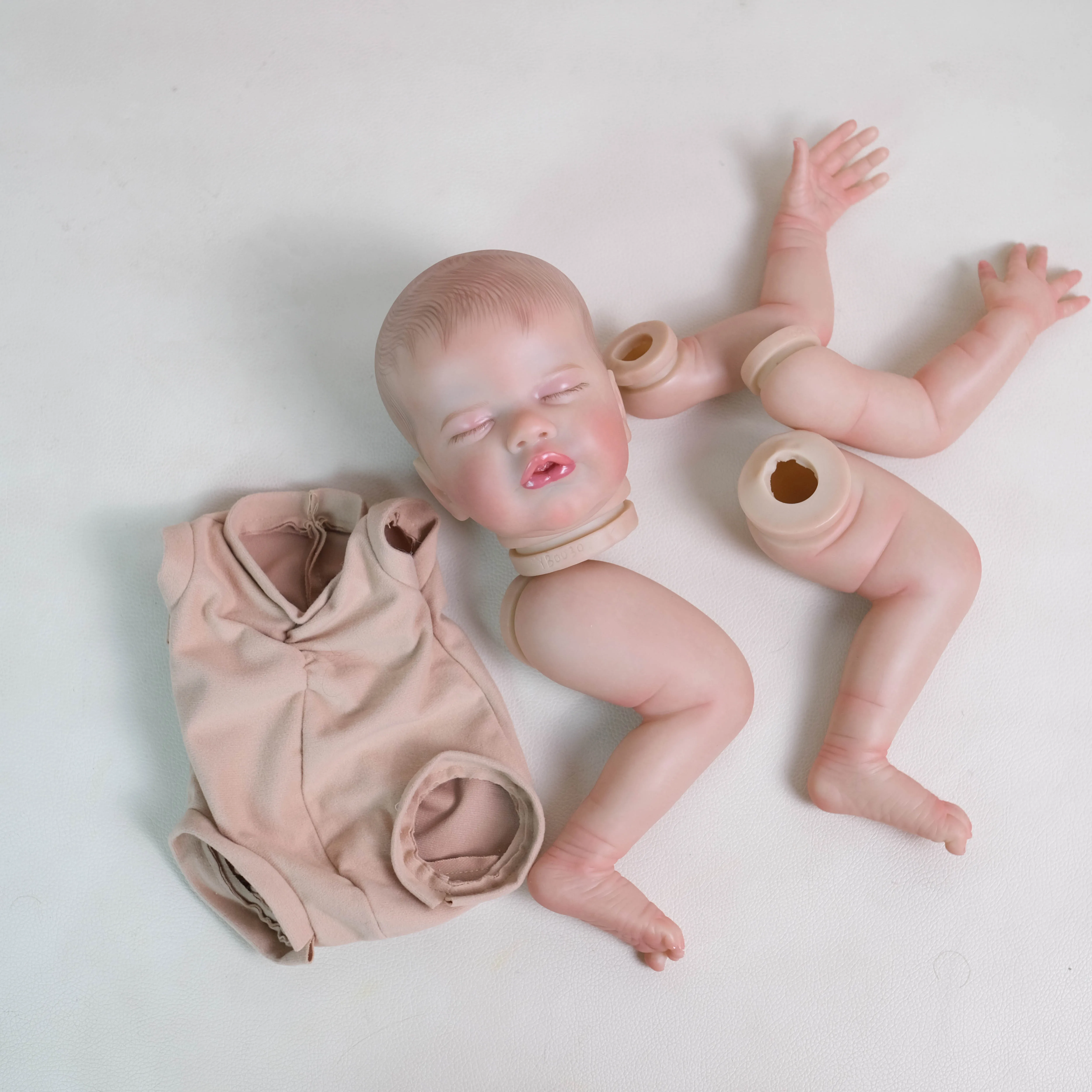 

NPK 19-дюймовая реалистичная готовая кукла Primrose Asleep/Awake Детальная структура вен Реалистичные наборы окрашенных размеров Коллекционная фигурка