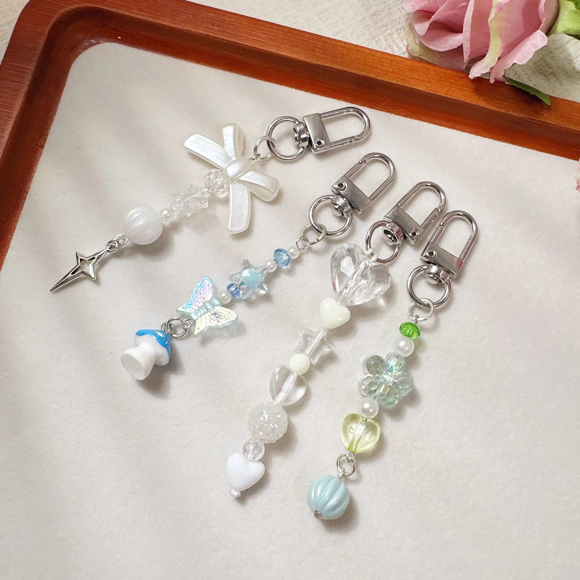 

Брелок для телефона в стиле готика Y2K: бантик, сердце, звезда. Милый аксессуар для сумки и телефона. Украшение для девочек и женщин.