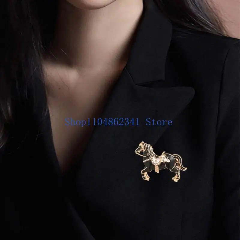 

5asd Trendy Horse Brooch Pin Alloy Construction Easy Outfit Upgraded Secure Closure