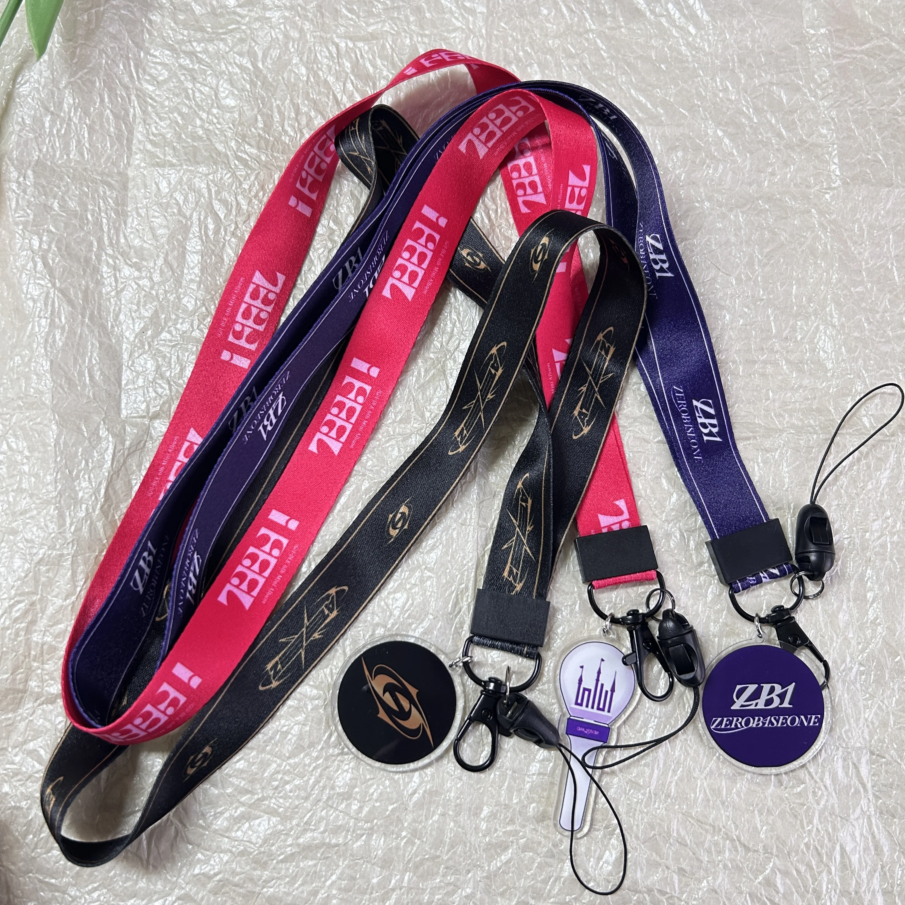 Kpop ATEEZ ZB1 GIDLE RIIZE Lightstick Phone Lanyard 40CM Nylon Long Sling Bag Phone Accessories Keyrchain Fans World Tour Gift