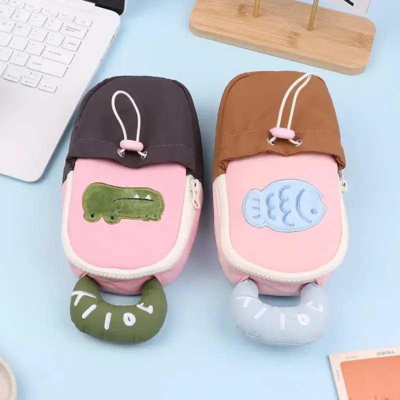 مقلمة محمولة باليد كارتون Ins High Aesthetic High School Student مقلمة محمولة ذات سعة كبيرة