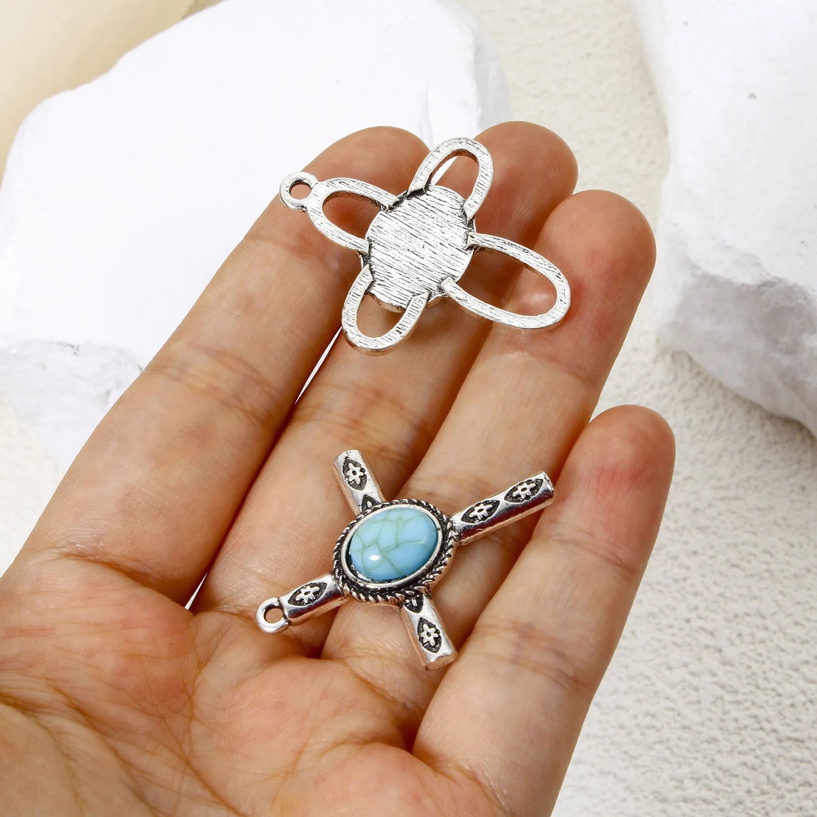 5pcs Bohemian Pendants Antique Silver Color Cross Resin Cabochons Imitation Turquoise Charms DIY Necklace Earrings Women Jewelry