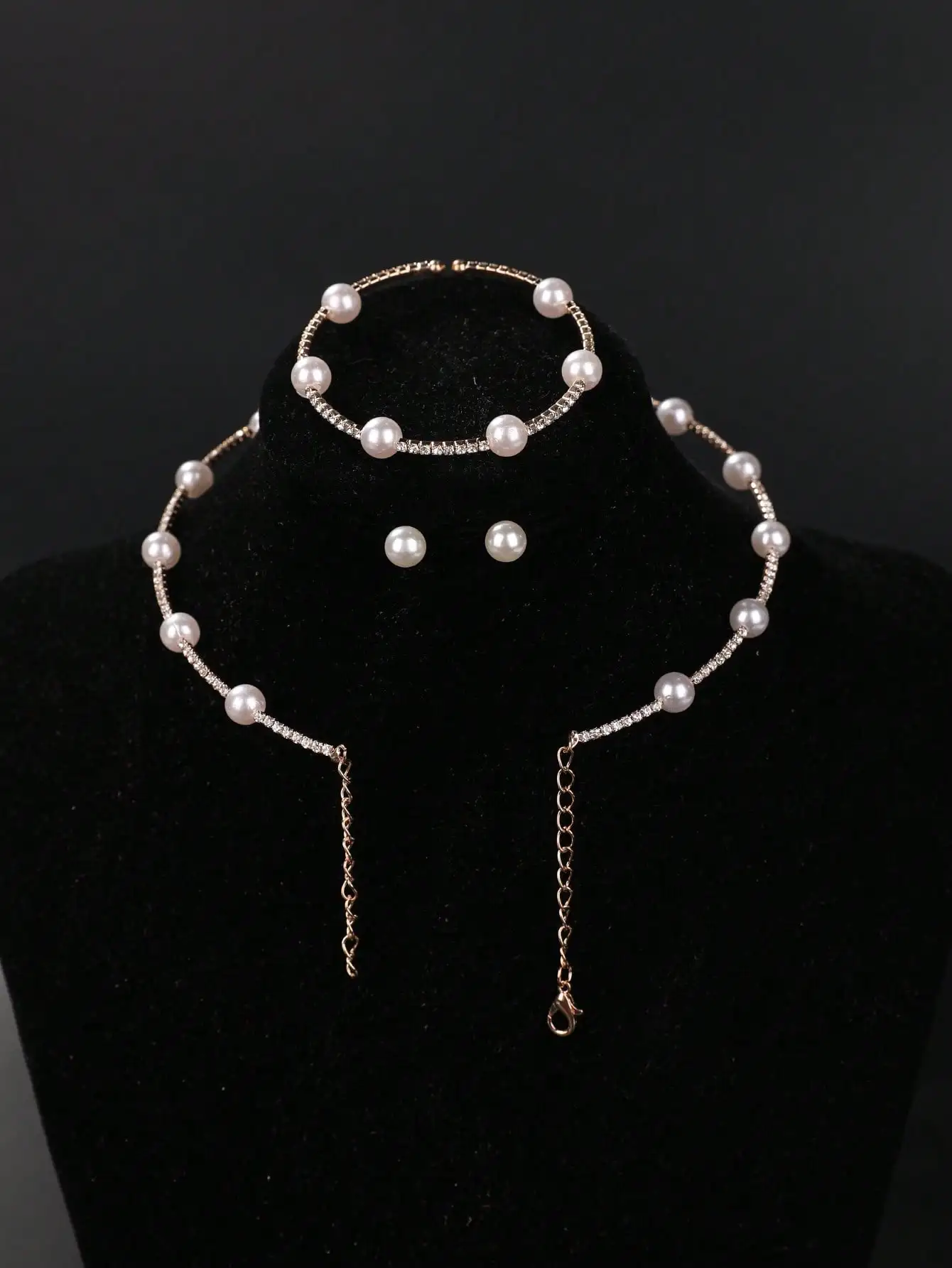 Bride's Pearl and Rhinestone Jewelry Three-Piece Set Necklace Bracelet Earrings Set Evening Wedding Dress Accessories for Women