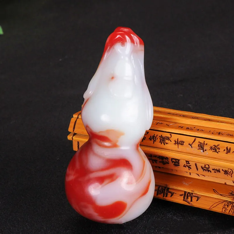 Natural Xinjiang Chicken Blood Stone Gourd Pendant Handle Piece Men's and Women's Versatile Fulushou Pendant Ornament