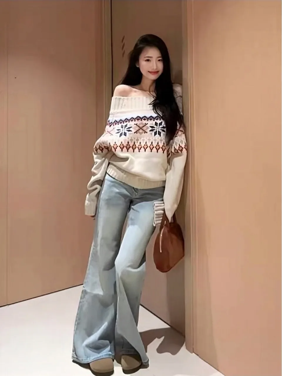 레트로 페어 아일 니트 써미 니들 가을 겨울 스웨터 루즈핏 여성 오프숄더 디자인 롱 슬리브 크루넥 탑