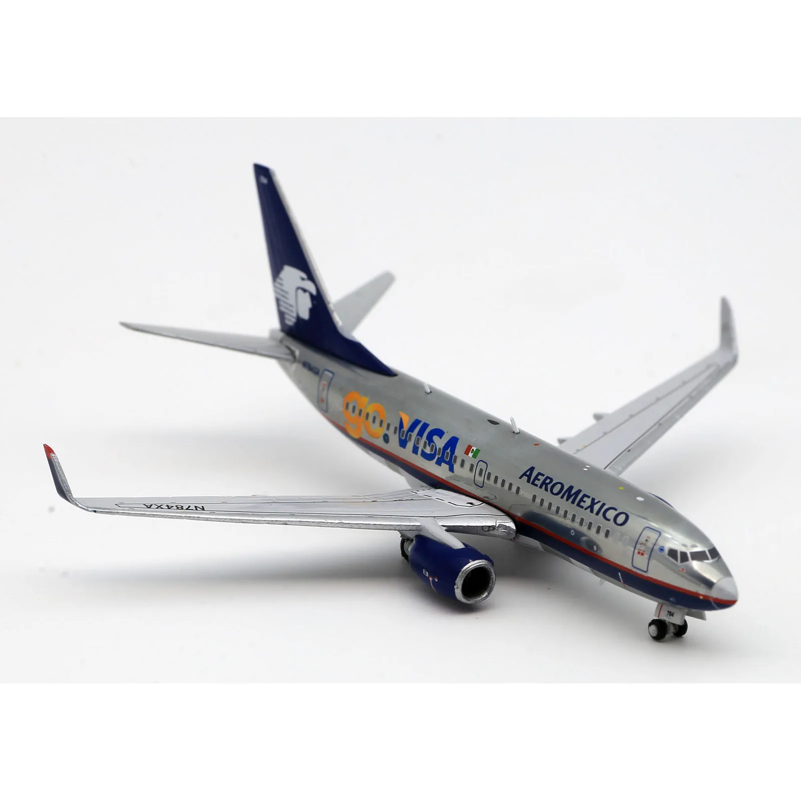 XX40028 Alloy Collectible Plane Gift JC Wings 1:400 Aeromexico Air \