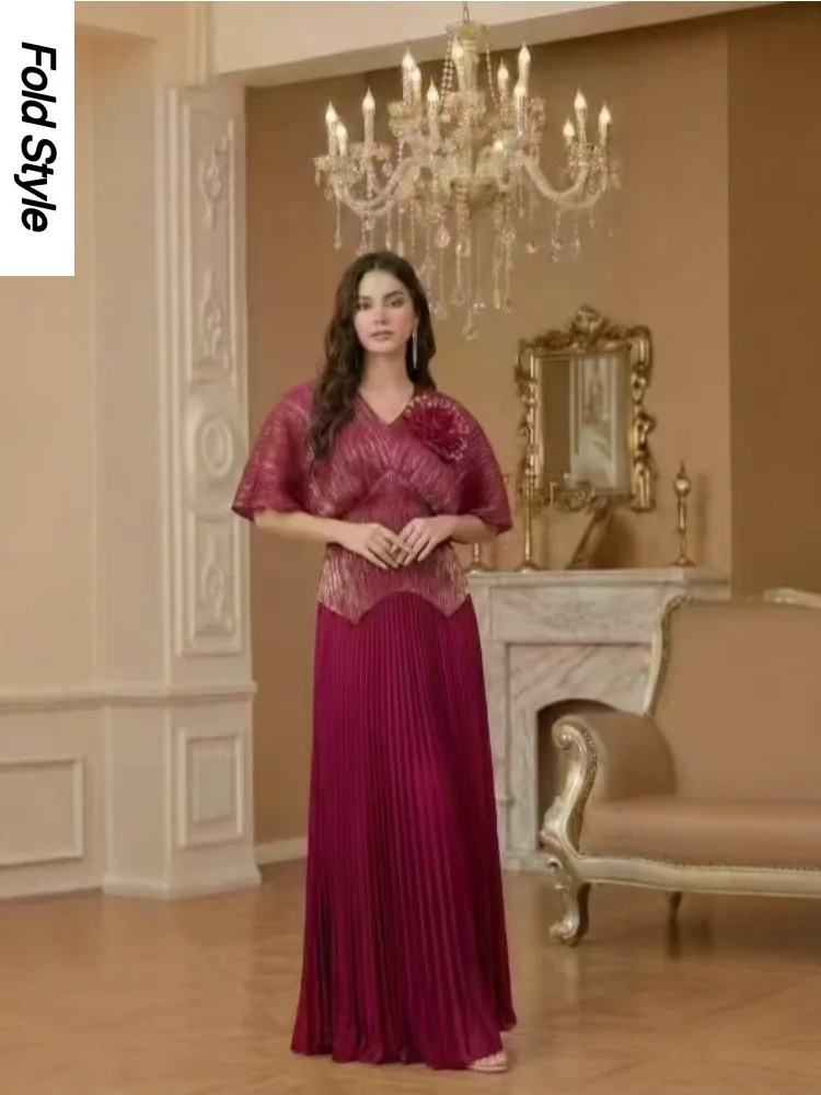 

Fall/Winter 2025 Miyake Pleated Print Hot Stamping Set Top Loose Pleated Skirt Two-Piece Set Women's Clothing