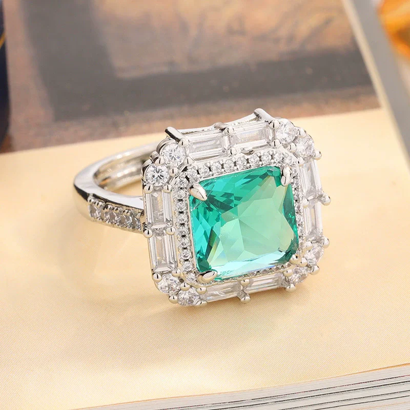 New Exquisite Fashion 925 Sterling Silver Emerald Zircon Rings for Ladies Wedding Engagement Rings Green Square CZ Jewelry Gifts