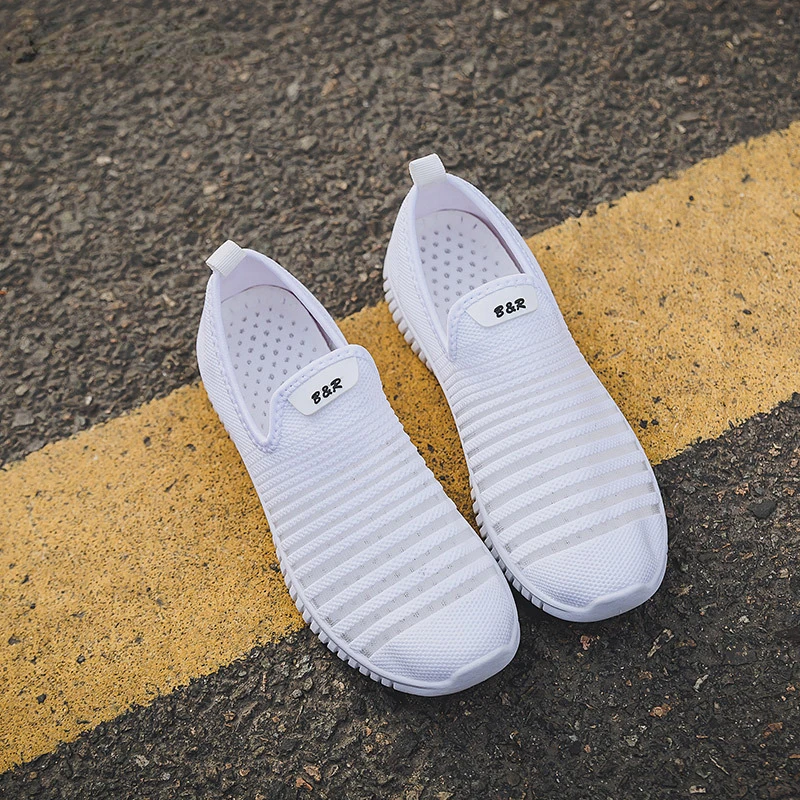 Women Sneakers Summer Women Casual Shoes Fashion Breathable Mesh White Casual Women Shoes Slip-On Light Soft Flats Shoes