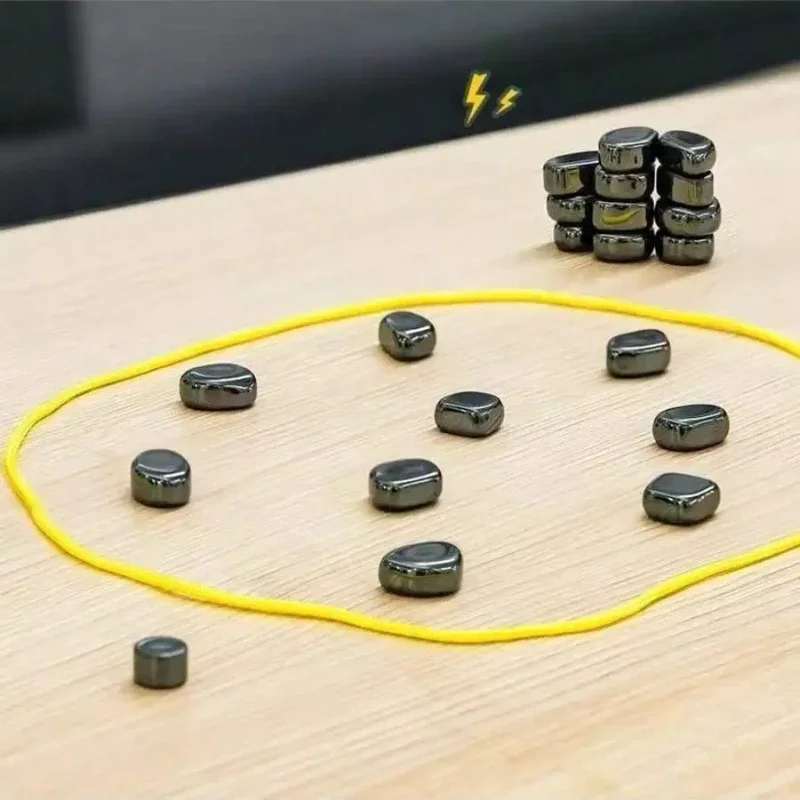 لعبة الشطرنج المغناطيسية، لعبة الشطرنج المغناطيسية مع القطع، لعبة الشطرنج المغناطيسية بالحجارة، لعبة المغناطيس مع سلسلة، شطرنج مغناطيسي