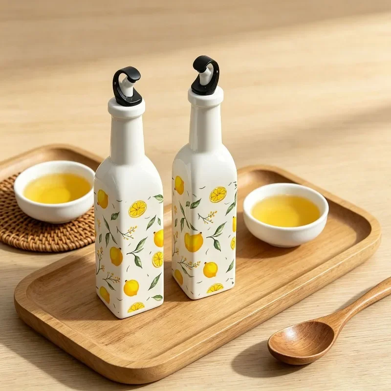 Japan Creative Lemon Pattern Seasoning Tool Set Oil Bottle Pepper Powder Bottle (pair) Home Kitchen Sauce Bottles Soy Sauce Jar