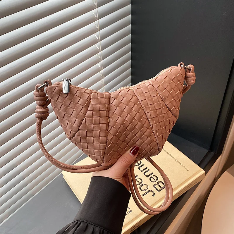 

Новая сумка-хобо «Полумесяц» из фактурной кожи, весна 2026, модный минималистичный дизайн, многофункциональная, на плечо и через плечо