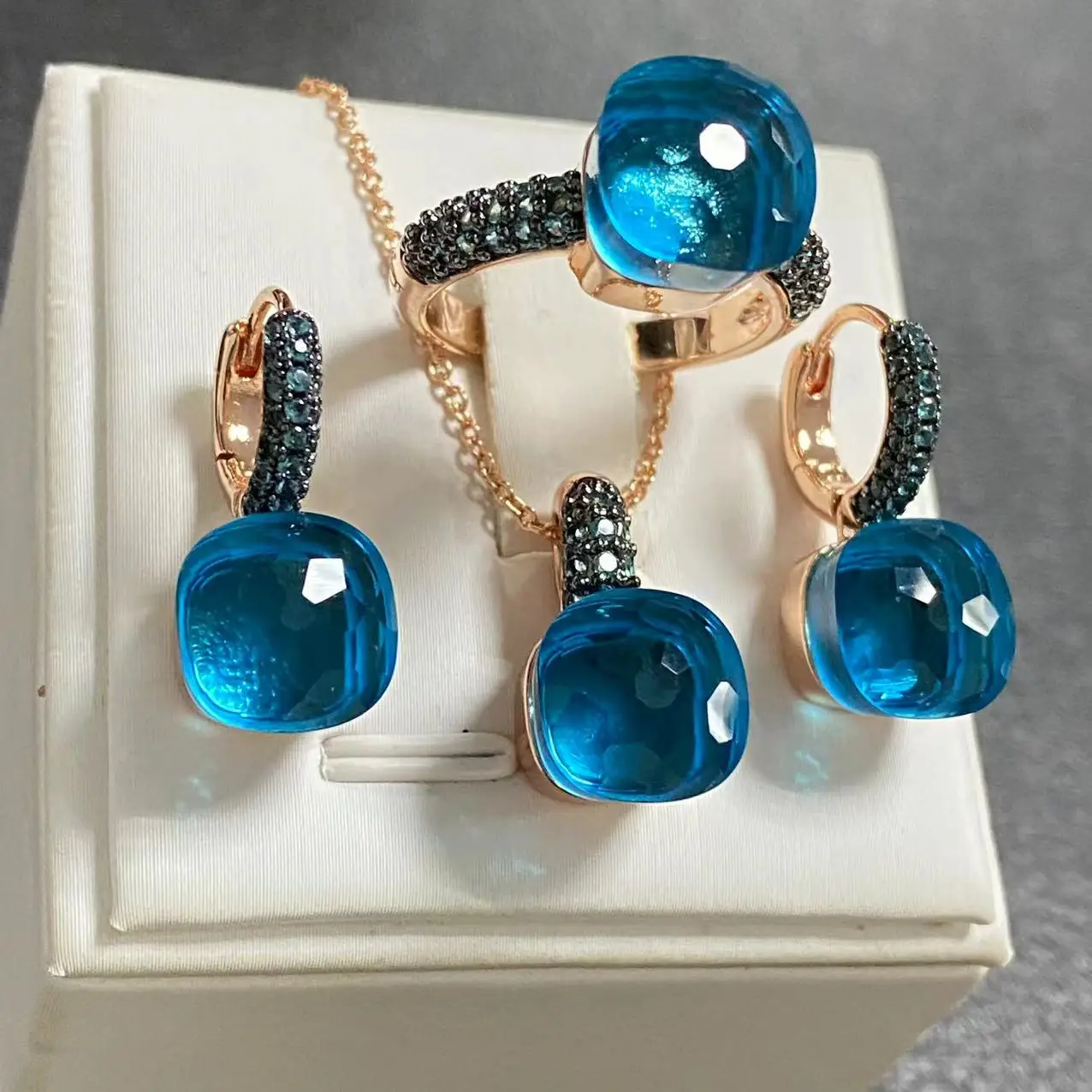 3Pcs/Set Classic  Ring Earrings Necklace Jewelry Set Inlay Blue Zircon With Gun Black Plated Crystal Blue Topaz Jewelry Set