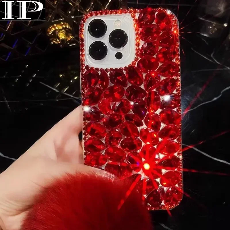 Etui na telefon Luxury Gemstone Bling Rhinestone Fur Hairball do Iphone 15Pro 14Plus 13 Pro 12 Mini 11Pro MAX XSMAX XR 7 8PLUS Cover