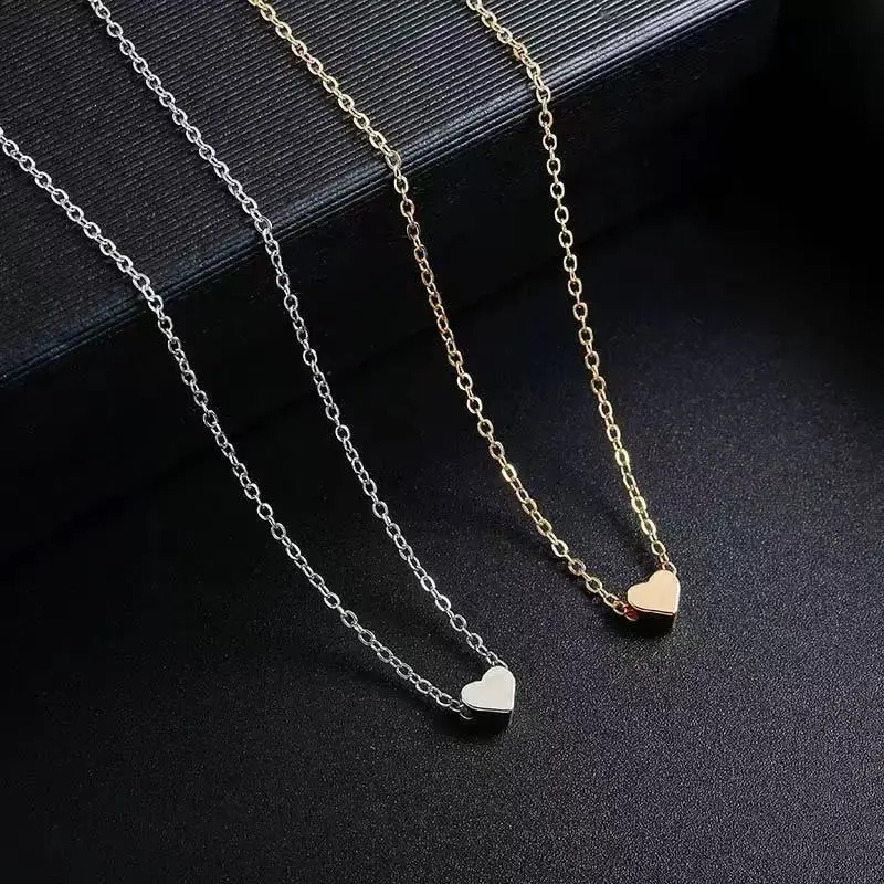 Fashion Exquisite Love Women's Necklace, imple Style Alloy Love Clavicle Pendant, Suitable For Temperament Women Jewelry Gifts