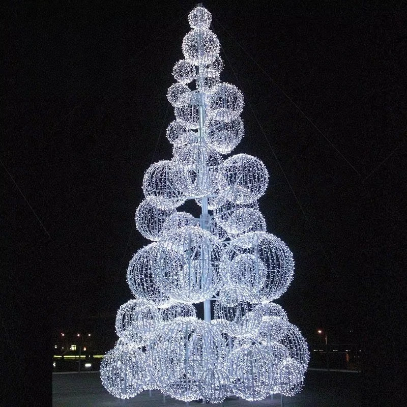 

Праздничное украшение и металлические материалы. 3D-украшение из металлического шара.