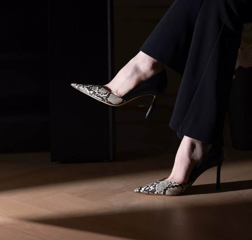 New pointed snake skin pattern color blocking high-end fashion slim heels women's comfortable and versatile single shoes