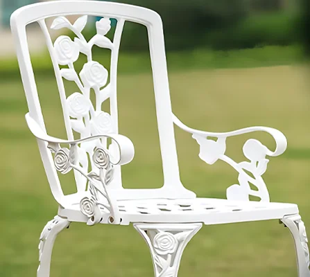 2023 New High Quality Outdoor Luxury Furniture Metal Table Chairs for Garden