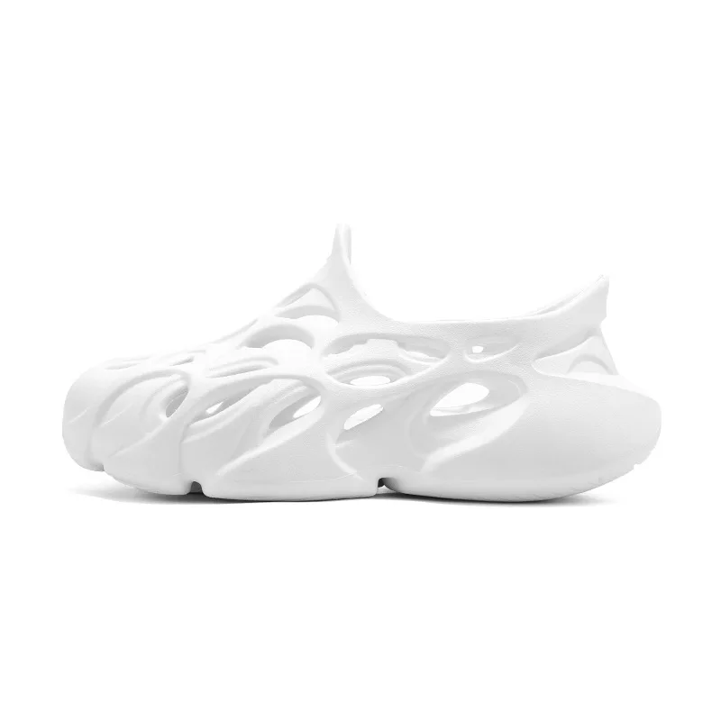 Fashion Men Slipper Outdoor Sports Shoes Street Sandals Garden Footwear Comfortable Light Weight EVA Slippers Popular Hole Shoes