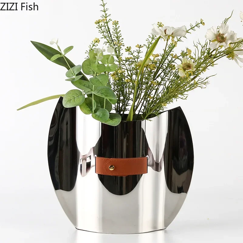 

Silver Geometric Metal Vase Table Decoration Flowers Arrangement Artificial Flowers Decorative Vases Room Aesthetic Decor