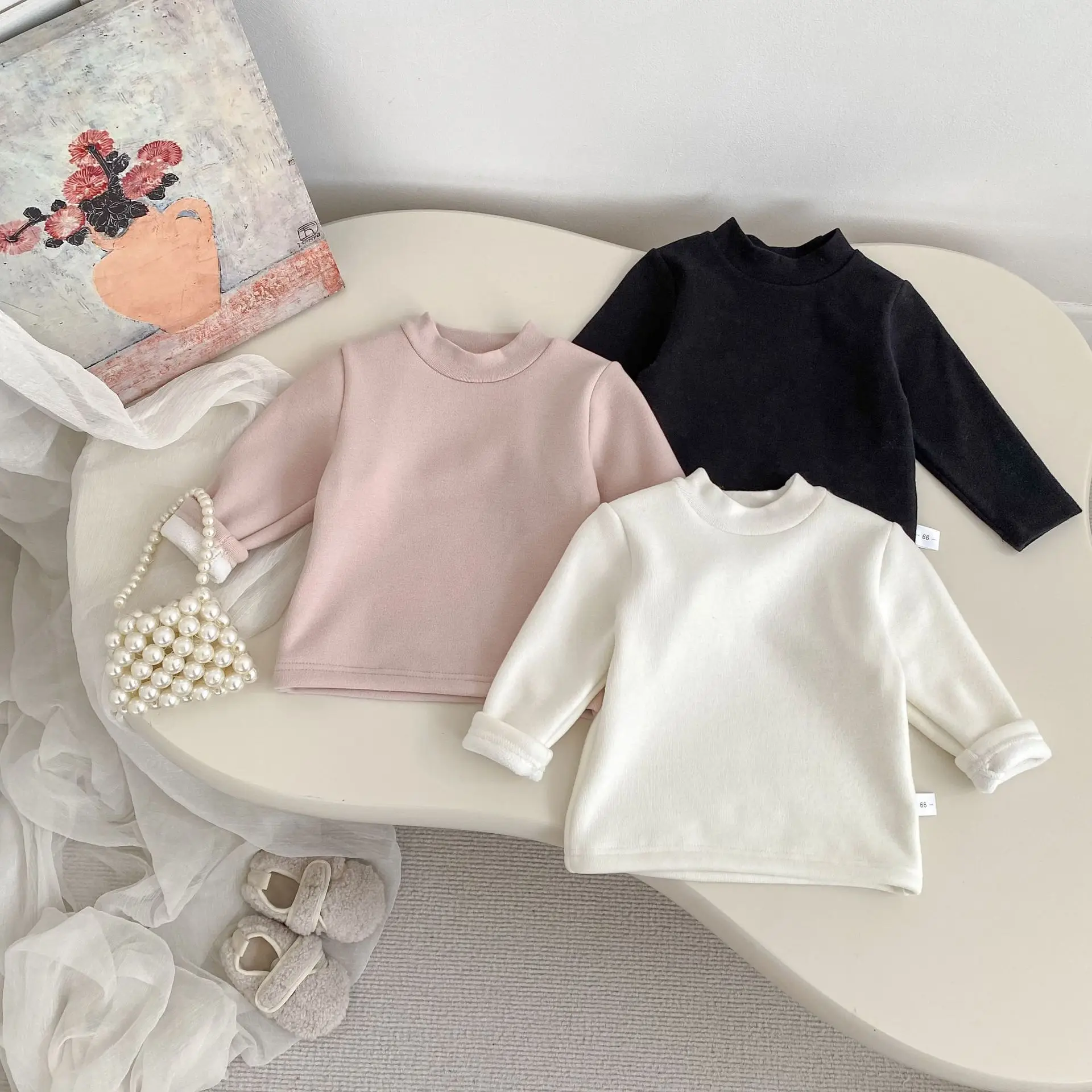 

2025 Winter Infant Baby Girls Shirt Solid Color Thick Warm Toddler Girls Undershirt Casual Versatile Newborn Kid Girls T-shirt