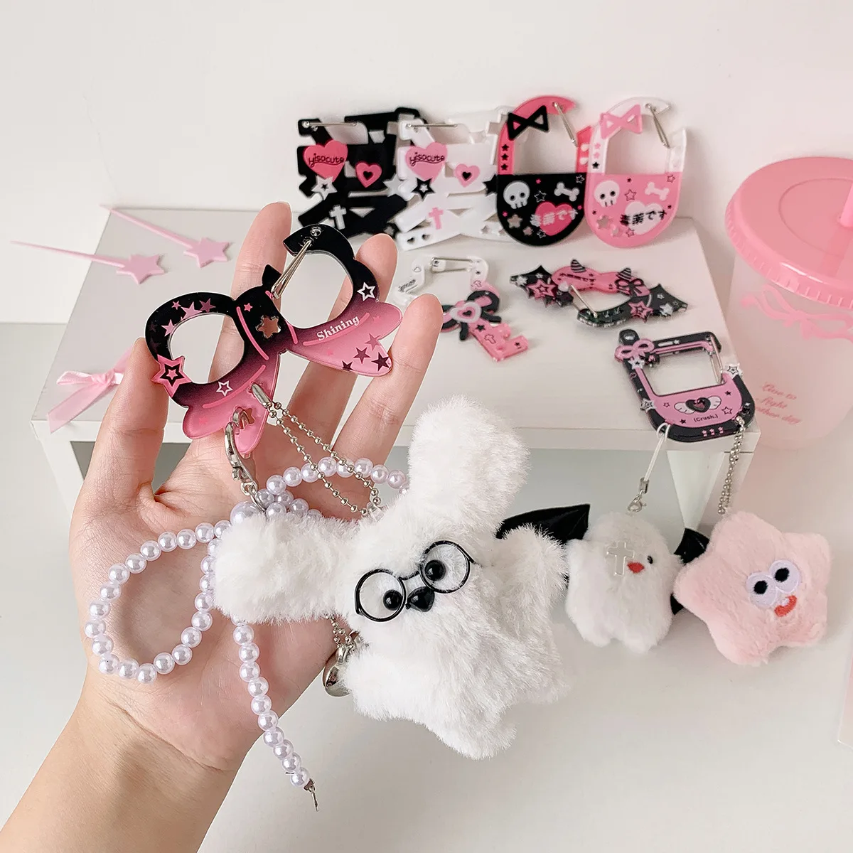 

1Pc INS Japanese Kawaii Sweet Cool Style Acrylic Pins Buckle Girl Backpack Doll Charm Hook Holder Keychain Strap DIY Decor Clip