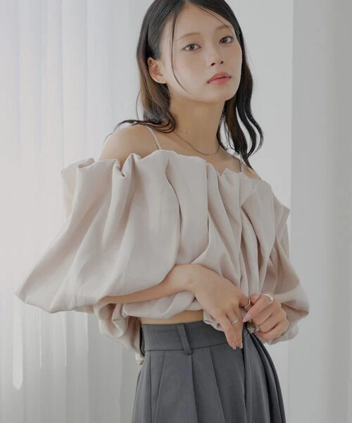 Sweet Shoulder Bared Top Chico Japanese Style Short Length Bubble Sleeve Pure Color Commute Customization Service