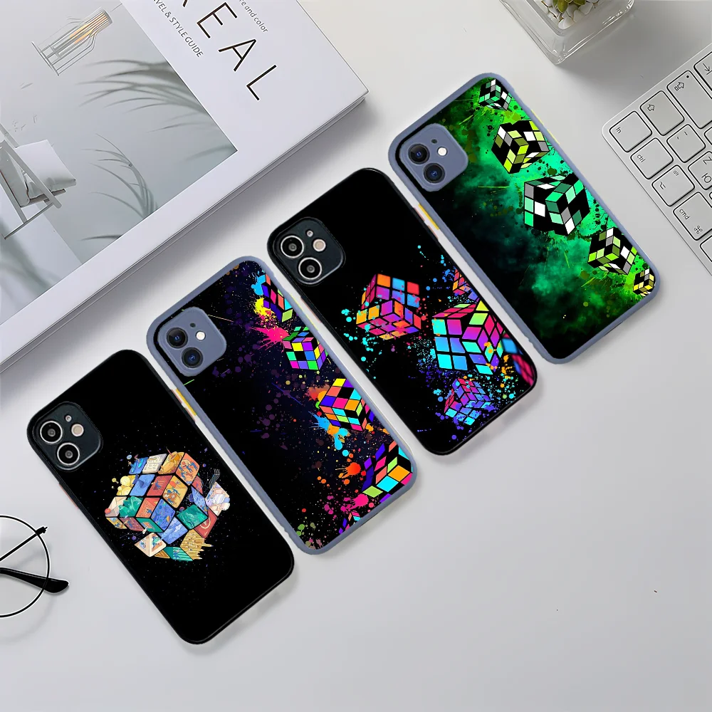 Funny-R-Rubiks-C-Cube Phone Case for iPhone 14 11 12 13 Mini Pro Max 8 7 Plus X XR XS MAX Translucent Matte Cover