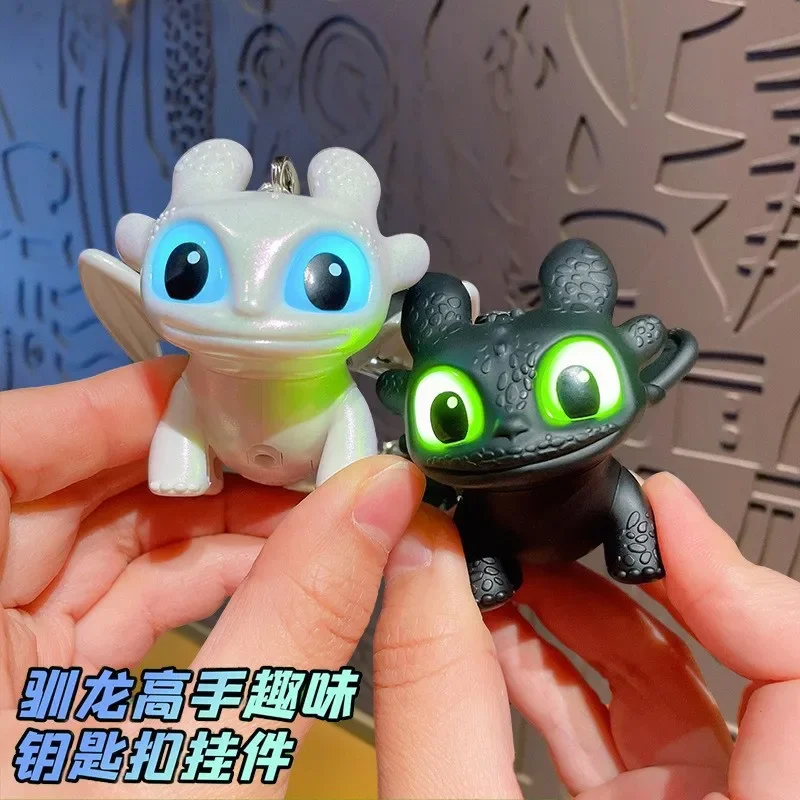 New How to Train Your Dragon Toothless Keychain High Color Value Cool Anime Cartoon Doll Luminous Doll Student Schoolbag Pendant