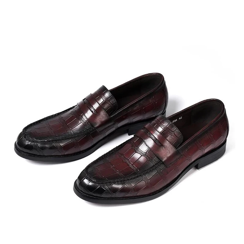 High-end Men Genuine Leather Stone Pattern Embossed Loafers Business Formal Leather  Trendy Shoes  for Men