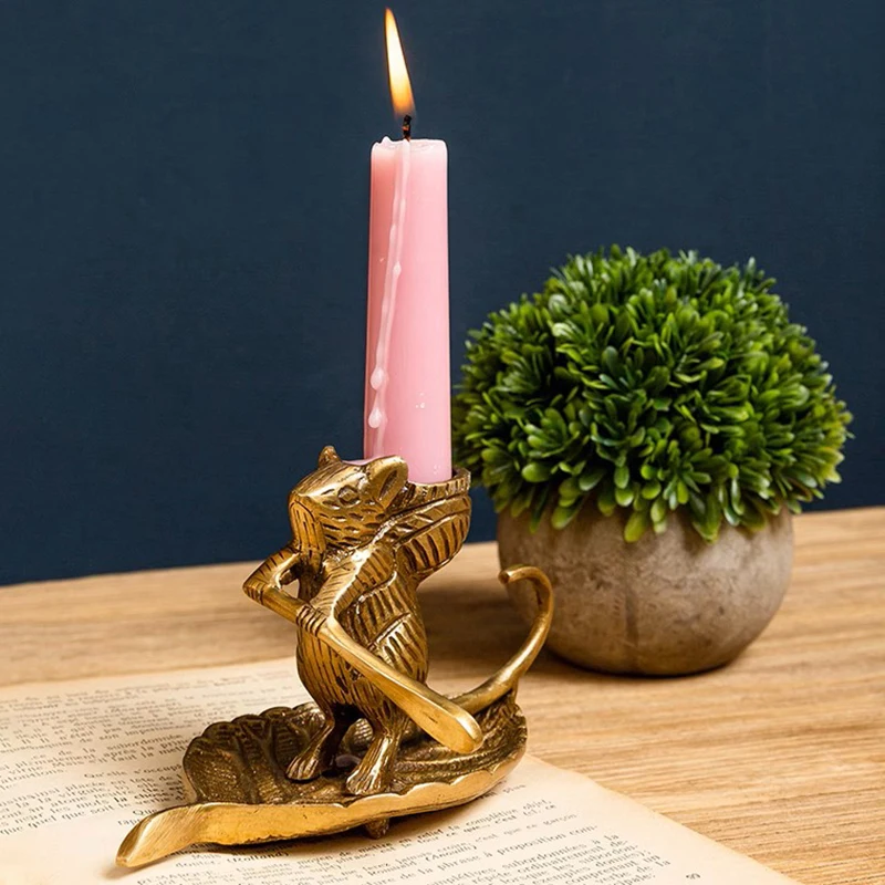 Brass Standing Mouse On Leave Candle Holder Elegant Home Tabletop Decor Copper Animal Figurines Stick Candle Holder With Handle