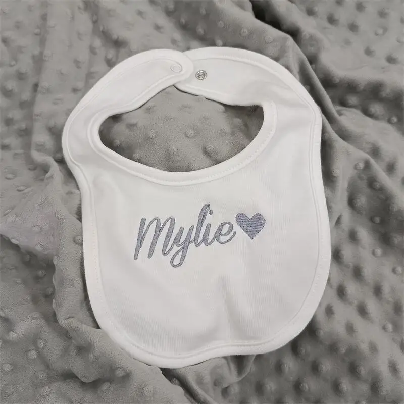 

Name Personalized Cotton Baby bib Newborn Baby Saliva Towel Funny Birthday Gift For Baby Boys and Girls shower gift