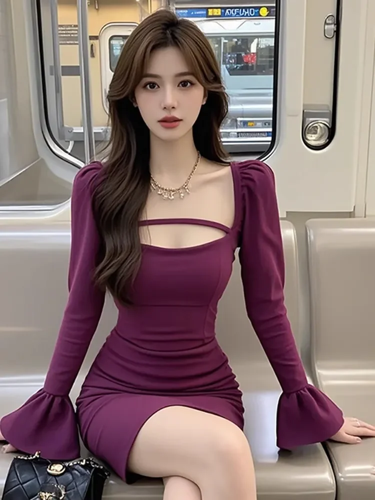 Robe moulante sans bretelles pour femmes, couleur unie, manches évasées, froncée, Mini robe à bandes, séduisante, Style Mature Chic, printemps