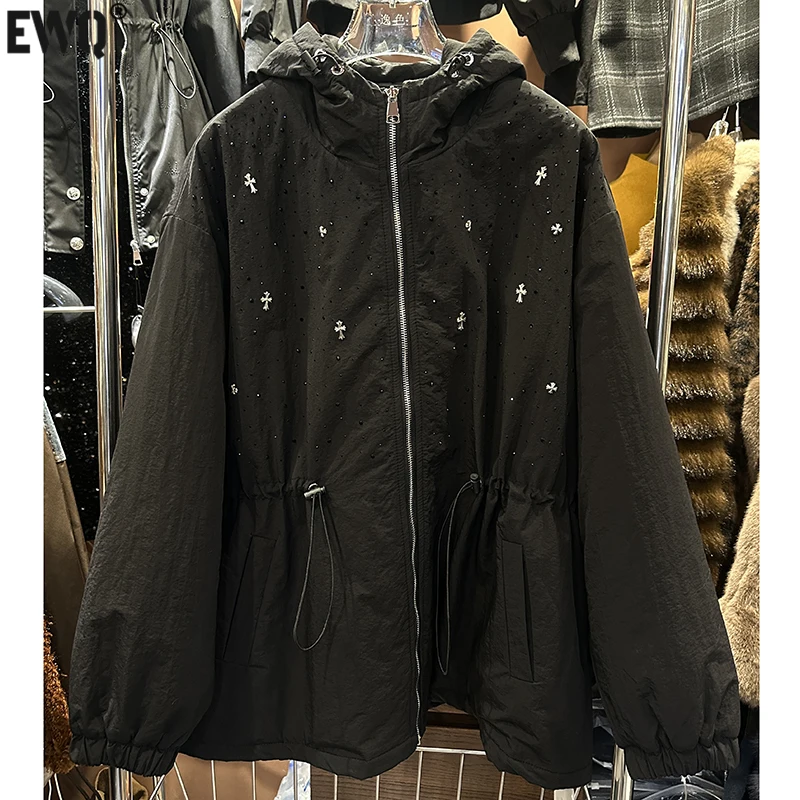 [EWQ] High Street Fashion Diamonds Design Cotton-padded Coat Hooded Thicken Women Warm Parkas Jacket 2024 Winter New 16O3598