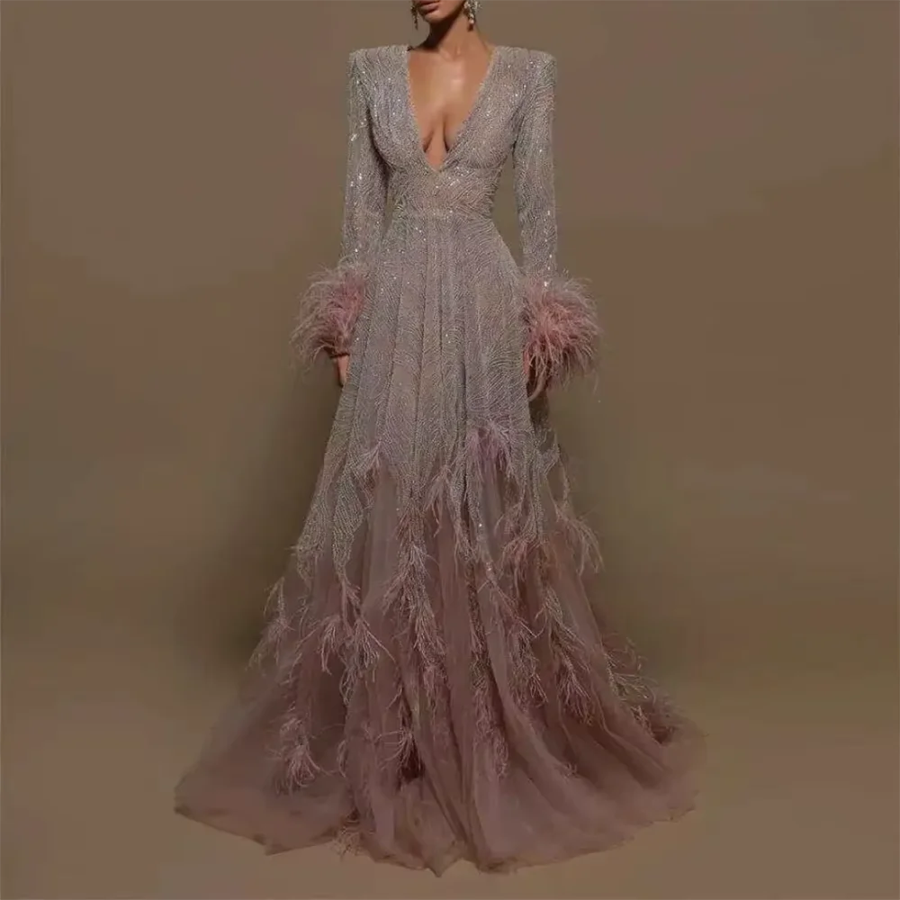 

Gorgeous Feathers Sparkly Evening Dress Deep V-Neck A-Line Chapel Train Gowns Elegant Women Formal Occasions Long Sleeve Dresses