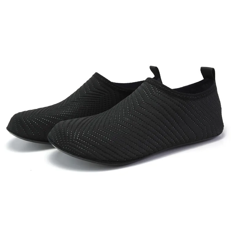 Hot sale Black Men Aqua Shoes Quick Drying Beach Barefoot Shoes Men Women Yoga Shoes Summer Swimming Shoes Unisex Diving Socks