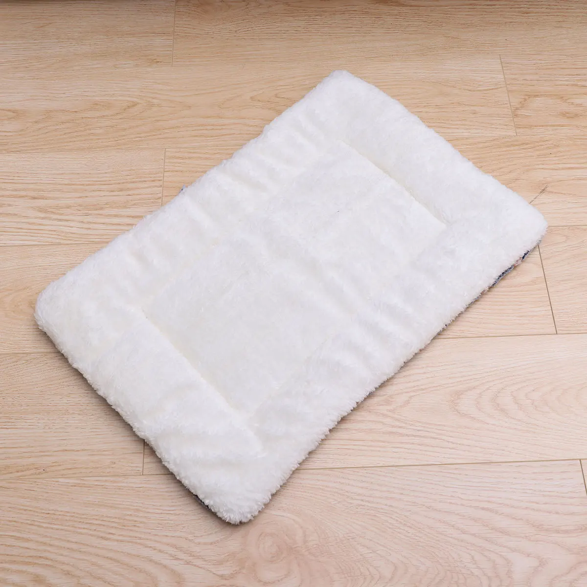 

Comfortable Pet Blanket Star Design 51 X 34cm Soft Warm Cushion for Dog Cat Puppy Travel Resting Mat Pet Blanket