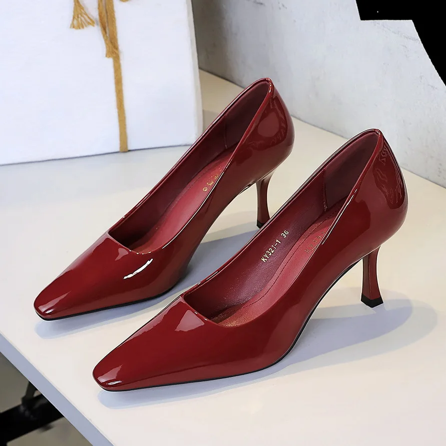 Fashion Women 7.5 Cm Heels Patent Leather Women Pumps Square Head Kitten Heels Stiletto Elegant Banquet Shoes Sexy Party Shoes view 2