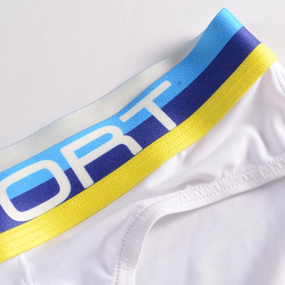 Men\'s Breathable Underpants Low Rise Sport Briefs Crafted from Ice Silk Fabric with Elephant Nose Pattern for Comfortable Fit