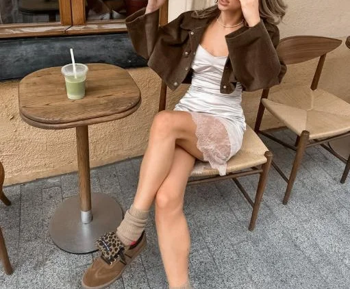 Autumn Corduroy Retro Long Sleeved Fashionable Casual Versatile Short Cardigan Women's Slim Fit High Street Style Short Jacket