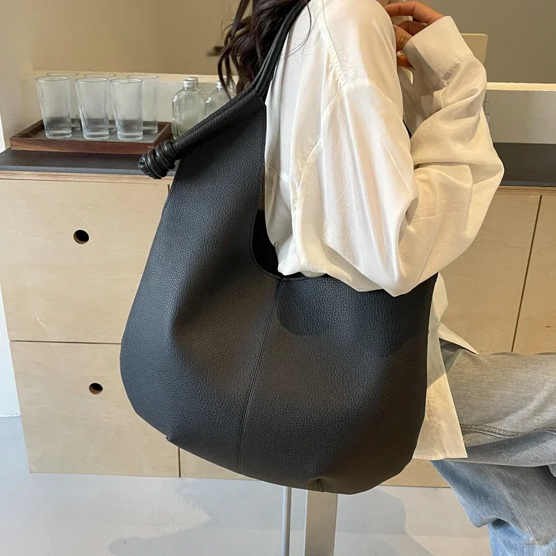 2024 New Hot Selling Simple Large Capacity PU Shoulder Bag Solid Color High Quality Women\'s Bag Fashion Versatile Handbag